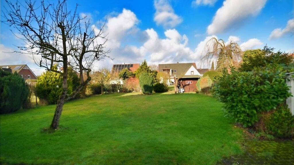 Doppelhaushälfte zum Kauf 225.000 € 6 Zimmer 175 m² 632 m² Grundstück Diepholz 49356