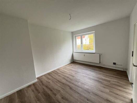 Wohnung zur Miete 311 € 2 Zimmer 31,1 m² frei ab 04.03.2026 Fehrsplatz 33 Heide 25746