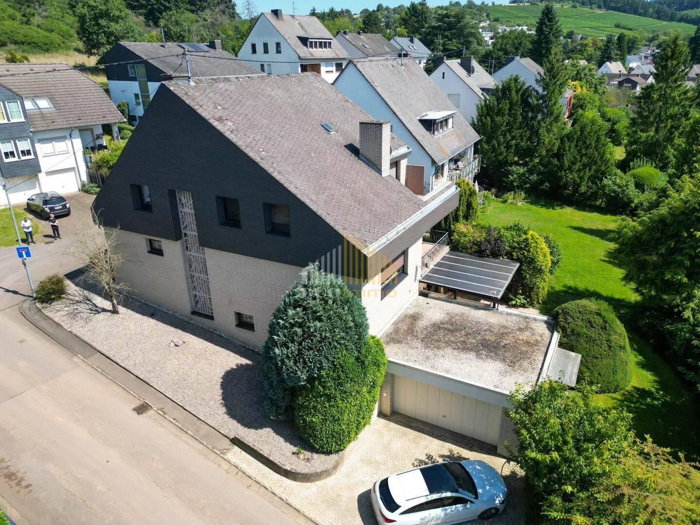 Einfamilienhaus zum Kauf - Ansicht 2