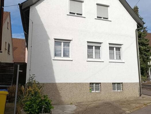 Mehrfamilienhaus zum Kauf provisionsfrei 399.000 € 8 Zimmer 145 m² Oeffingen Fellbach 70736