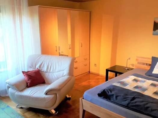Wohnung zur Miete Wohnen auf Zeit 740 € 1 Zimmer 38 m² frei ab 29.11.2025 Eichendorffstrasse 0 Eberdingen 71735