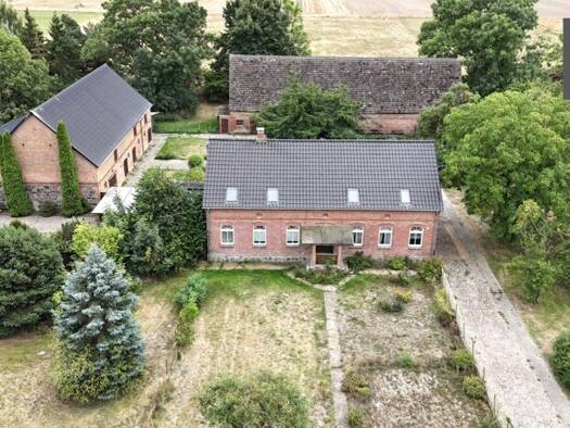 Einfamilienhaus zum Kauf 420.000 € 10 Zimmer 260 m² 17.840 m² Grundstück Brenkenhof Medow 17391
