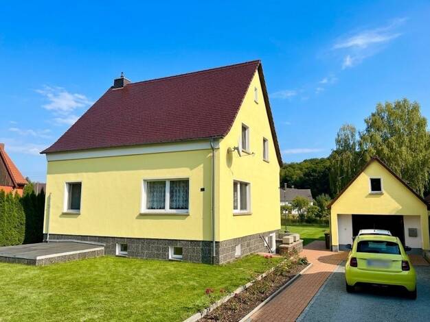 Einfamilienhaus zum Kauf 198.000 € 5 Zimmer 134 m² 639 m² Grundstück frei ab sofort Hainewalde 02779