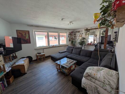 Wohnung zur Miete 900 € 3 Zimmer 89 m² 2. Geschoss frei ab 01.09.2026 Heidingsfeld Würzburg 97084