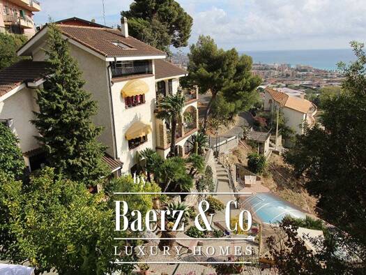 Villa zum Kauf 850.000 € 233 m² 2.000 m² Grundstück ventimiglia Via