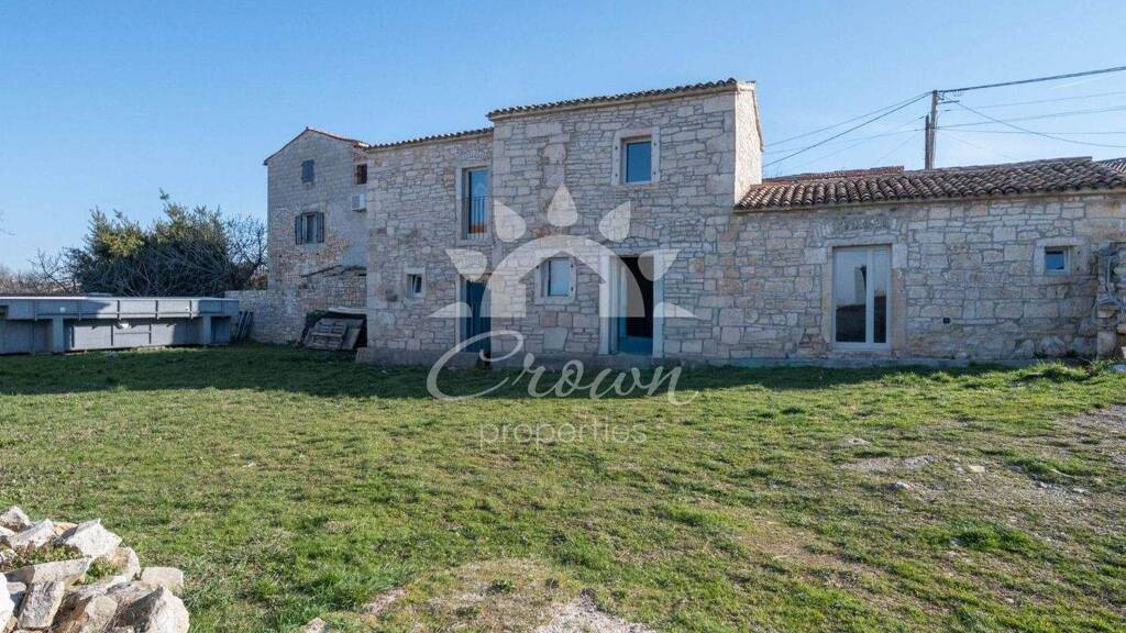 Einfamilienhaus zum Kauf 280.000 € 4 Zimmer 475 m² Grundstück Sveti Lovrec 52448