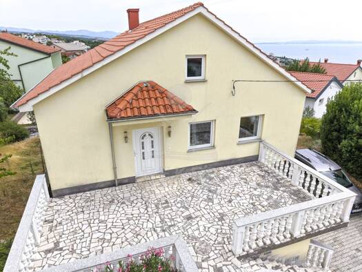 Mehrfamilienhaus zum Kauf 350.000 € 9 Zimmer 160 m² 877 m² Grundstück Rijeka 51000