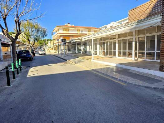 Laden zum Kauf 1.500.000 € Cala Ratjada 07590