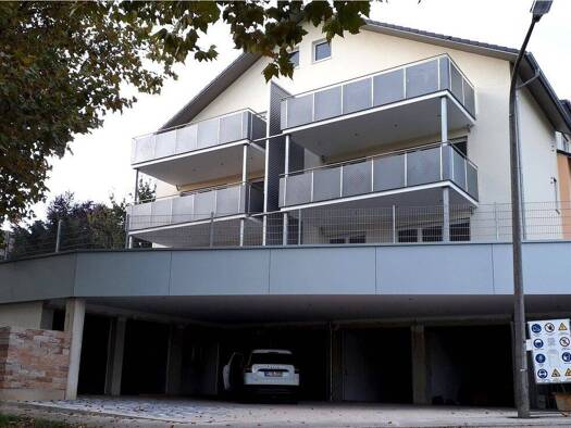 Wohnung zur Miete 1.200 € 3,5 Zimmer 99 m² Geschoss 2/3 frei ab sofort Im Bergfeld 18 Knittlingen 75438