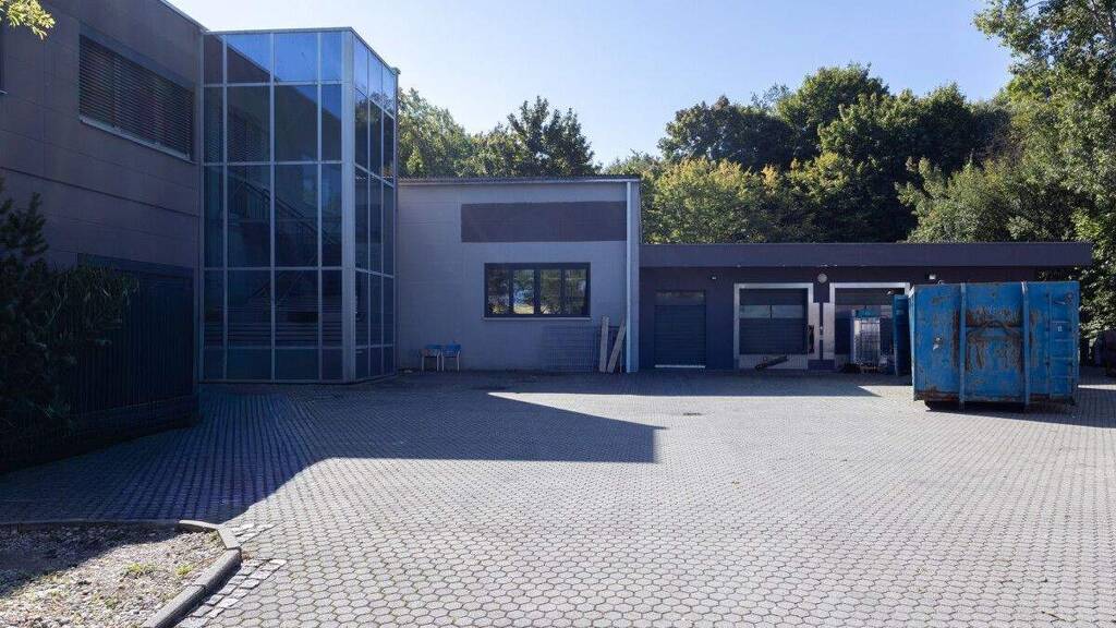 Lagerhalle zum Kauf provisionsfrei 1.600.000 € 587,5 m² Lagerfläche Ingolstadt 85055