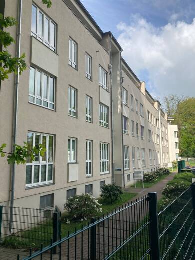 Wohnung zur Miete 716 € 3 Zimmer 71,6 m² 3. Geschoss frei ab sofort Alt Ruppiner Allee 69a Neuruppin Neuruppin 16816
