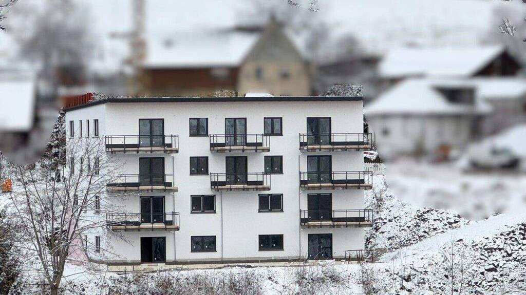 Wohnung zur Miete 1.076 € 4 Zimmer 97,7 m² EG frei ab 01.09.2026 Beierfeld Grünhain-Beierfeld 08344