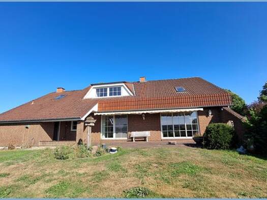 Einfamilienhaus zum Kauf 425.000 € 6,5 Zimmer 216 m² 650 m² Grundstück Grevenkrug 24241