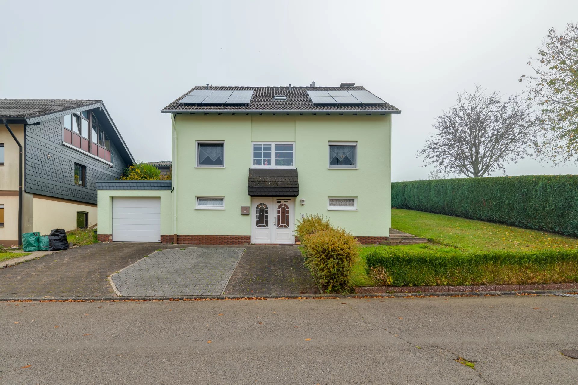 Einfamilienhaus zum Kauf 245.000 € 7 Zimmer 135 m²<br/>Wohnfläche 502 m²<br/>Grundstück Hermeskeil Hermeskeil 54411