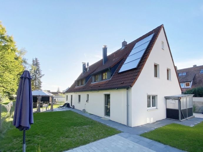 Mehrfamilienhaus zum Kauf 799.000 € 9 Zimmer 214 m²<br/>Wohnfläche 575 m²<br/>Grundstück Röthenbach Röthenbach an der Pegnitz 90552