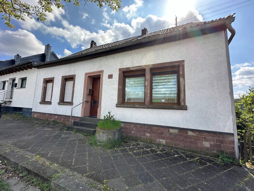Reihenendhaus zum Kauf 135.000 € 6 Zimmer 169 m² 545 m² Grundstück Sulzbach Sulzbach/Saar 66280
