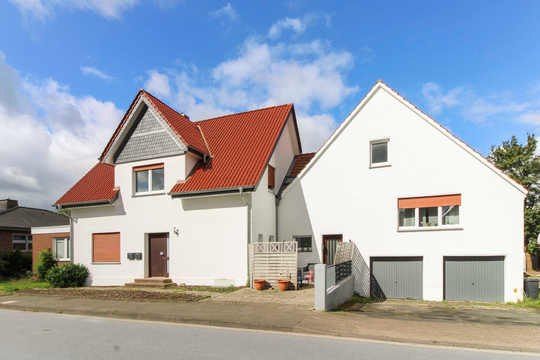 Mehrfamilienhaus zum Kauf als Kapitalanlage geeignet 439.000 € 8 Zimmer 289 m²<br/>Wohnfläche 780,1 m²<br/>Grundstück Bünde - Mitte Bünde 32257