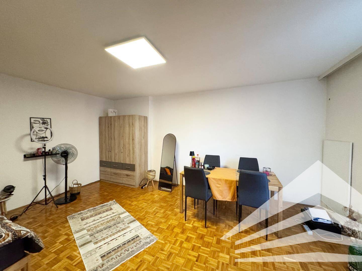 Wohnung – Linz, Rathausviertel, Innere Stadt - Ansicht 2