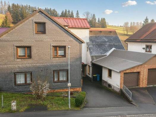 Einfamilienhaus zum Kauf 99.900 € 11 Zimmer 273 m² 940 m² Grundstück Steinbach Schleusegrund 98667