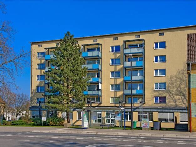 Wohnung zur Miete 599 € 3 Zimmer 80 m² 4. Geschoss frei ab 07.02.2027 Bahnhofstraße 86 Rauxel Castrop-Rauxel 44575