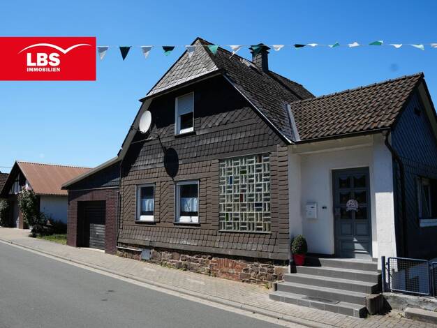 Einfamilienhaus zum Kauf 139.500 € 7 Zimmer 130 m² 474 m² Grundstück Erndtebrück 57339
