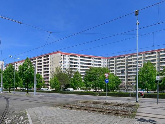 Wohnung zur Miete 296 € 2 Zimmer 40,3 m² 6. Geschoss Kasseler Straße 7 Rieth Erfurt 99089