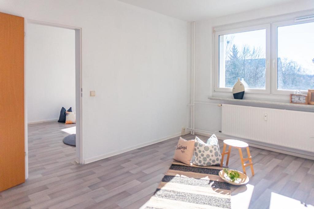 Wohnung zur Miete 255 € 2 Zimmer 46,2 m²<br/>Wohnfläche 3.<br/>Geschoss L.-Ebersberger-Str. 17 Gablenz 245 Chemnitz 09127