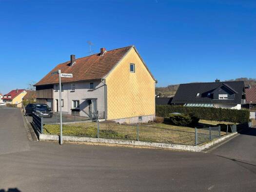 Einfamilienhaus zum Kauf provisionsfrei 99.500 € 5 Zimmer 140 m² 1.050 m² Grundstück Jossa Hosenfeld - Jossa 36154