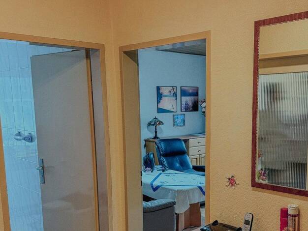 Wohnung zur Miete 600 € 2 Zimmer 60 m² frei ab 01.11.2026 Nürnberger Straße 11 Cadolzburg Cadolzburg 90556