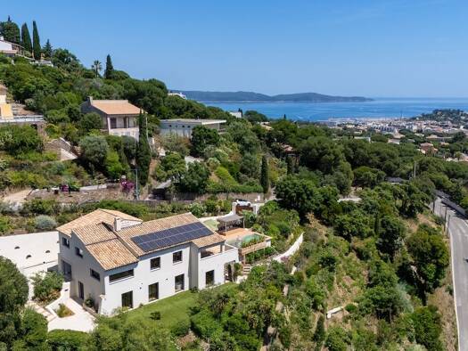 Einfamilienhaus zum Kauf 2.730.000 € 240 m² 1.600 m² Grundstück Sud Cavalaire-sur-Mer 83240