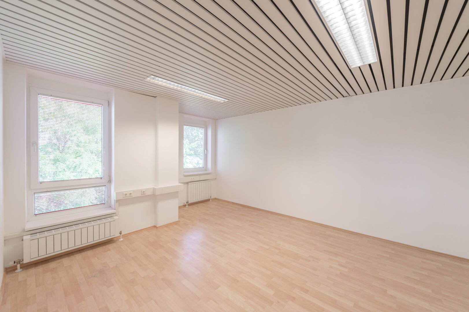 Büro-/Praxisfläche zur Miete 11,27 € 1 Zimmer 33 m²<br/>Bürofläche Simmeringer Hauptstraße Wien 1110