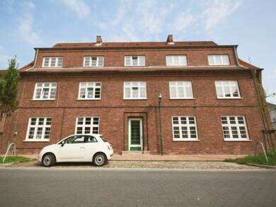 Wohnung zur Miete 720 € 3 Zimmer 72,7 m² Dachgeschoss, 2. Geschoss frei ab sofort Rendsburg 24768