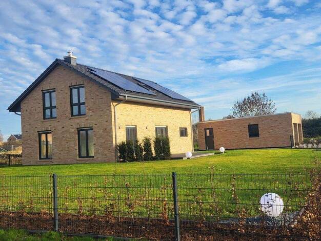 Einfamilienhaus zum Kauf - Erstbezug provisionsfrei 585.000 € 6 Zimmer 158 m² 1.000 m² Grundstück Liessow Dobin am See / OT Liessow 19067