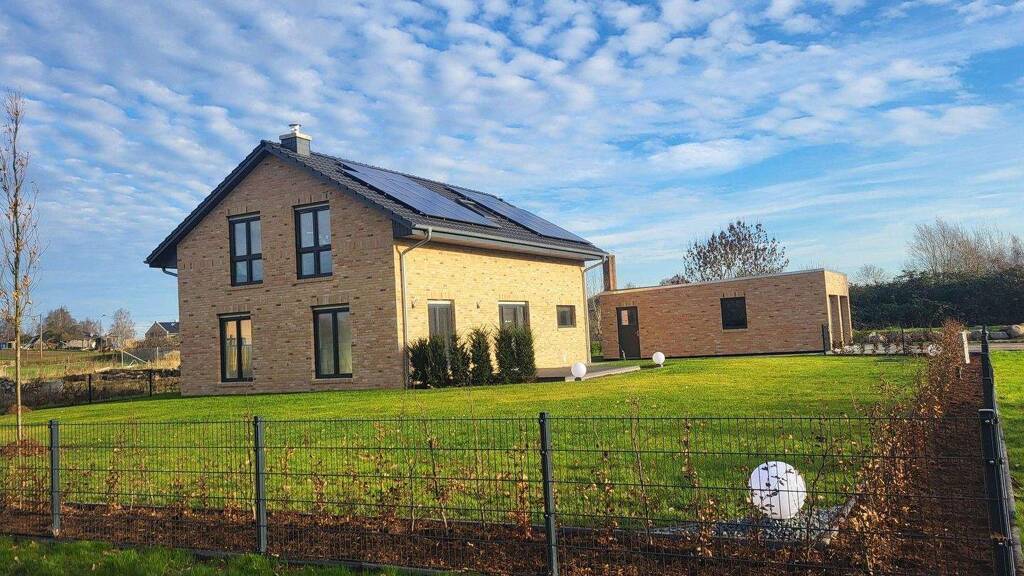 Einfamilienhaus zum Kauf - Erstbezug provisionsfrei 585.000 € 6 Zimmer 158 m² 1.000 m² Grundstück Liessow Dobin am See / OT Liessow 19067