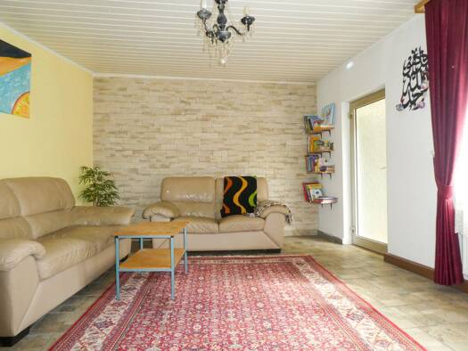 Einfamilienhaus zum Kauf 375.000 € 9 Zimmer 180 m² 380 m² Grundstück Schauernheim Dannstadt-Schauernheim / Schauernheim 67125