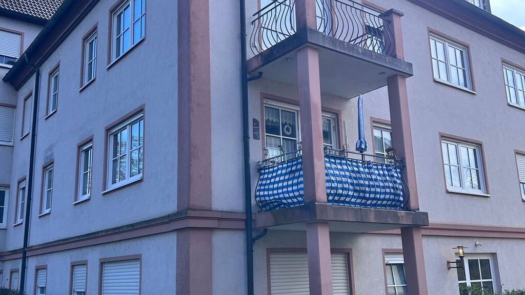 Wohnung zur Miete 500 € 1,5 Zimmer 37,8 m² Geschoss 2/3 frei ab 01.05.2026 Zell a. Main 97299