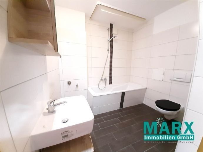 Wohnung zur Miete 360 € 3 Zimmer 77 m²<br/>Wohnfläche 4.<br/>Geschoss ab sofort<br/>Verfügbarkeit Reichertstraße 14 Südstadt Görlitz 02826