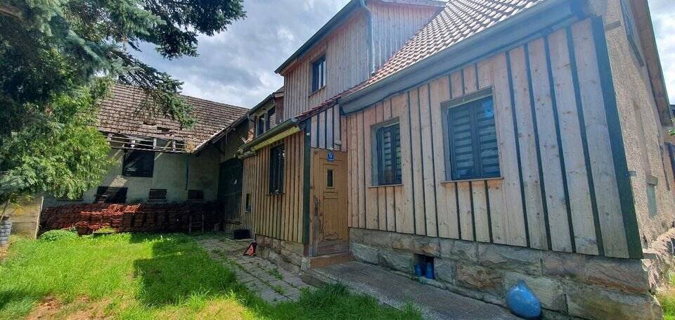 Einfamilienhaus zum Kauf provisionsfrei 50.000 € 5 Zimmer 100 m²<br/>Wohnfläche 1.000 m²<br/>Grundstück Kreuz Str. 13 Schwallungen Schwallungen 98590