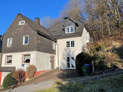 Mehrfamilienhaus zum Kauf 149.500 € 7 Zimmer 170 m² 498 m² Grundstück Antfeld Olsberg 59939