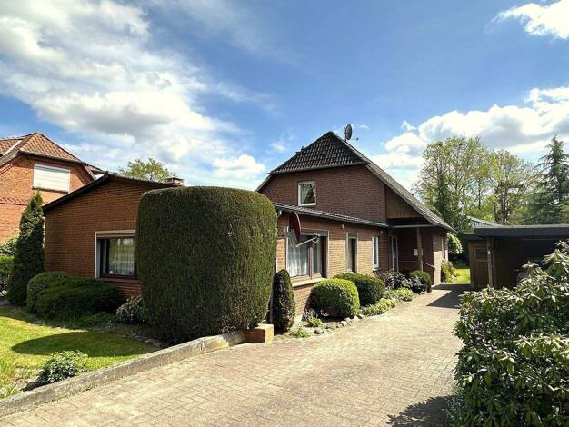 Einfamilienhaus zum Kauf 335.000 € 6,5 Zimmer 186 m² 893 m² Grundstück Steddorf Bienenbüttel 29553
