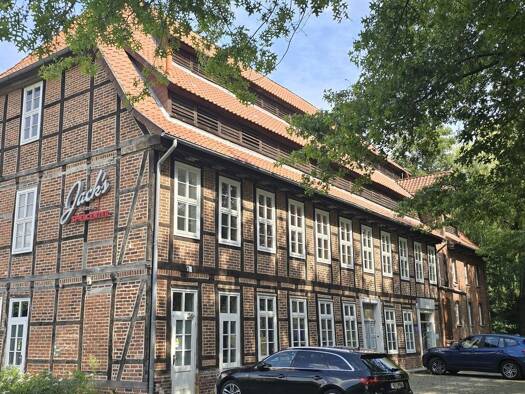Bürofläche zur Miete 6.900 € 645 m² Bürofläche Johnsburg 25 Uelzen Uelzen 29525