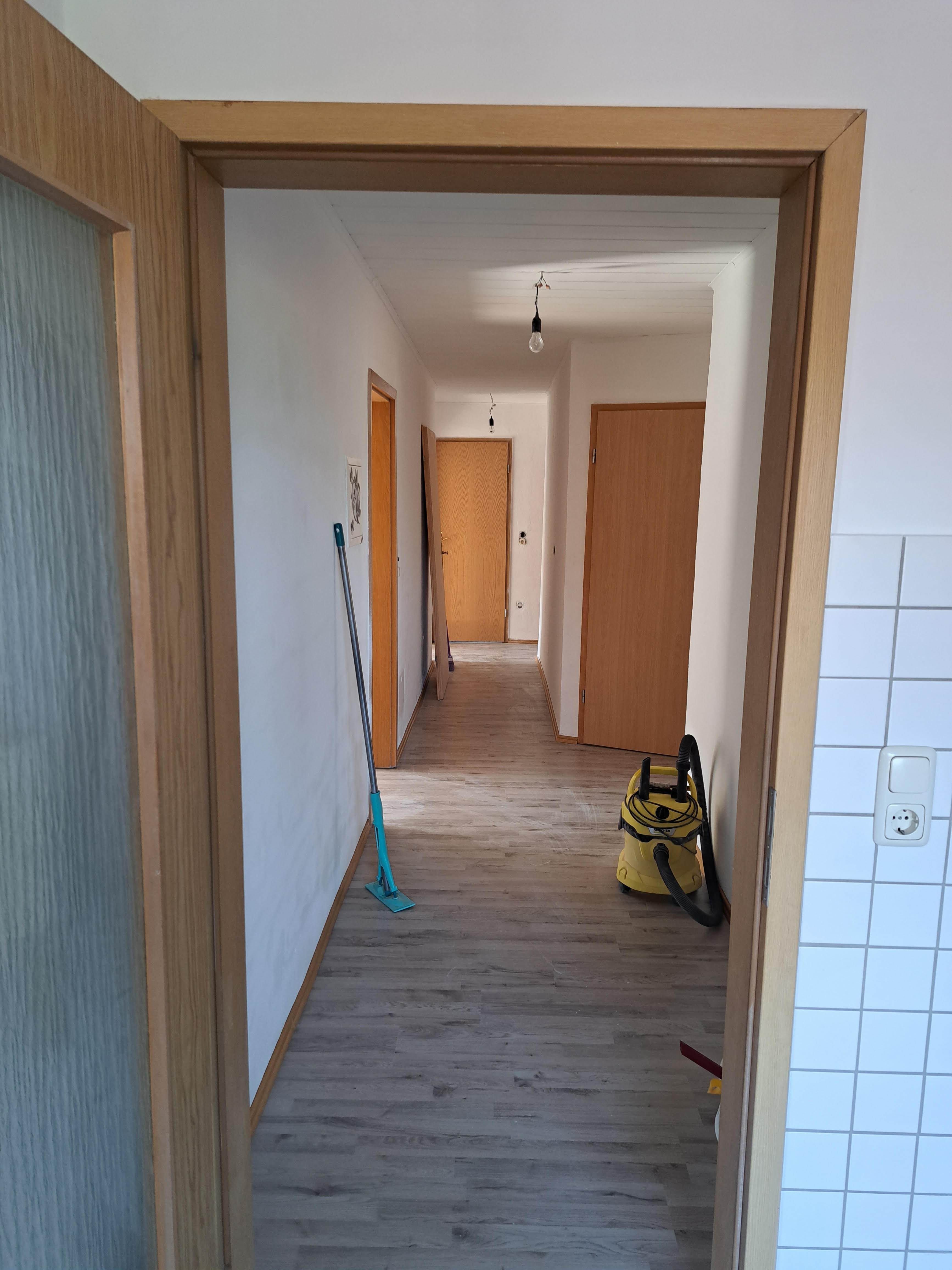 Wohnung zur Miete 1.140 € 4 Zimmer 105 m²<br/>Wohnfläche 1.<br/>Geschoss ab sofort<br/>Verfügbarkeit Würding Bad Füssing 94072