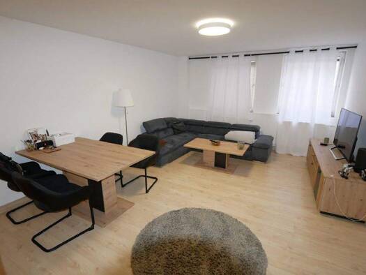 Wohnung zur Miete 400 € 2 Zimmer 60 m² 1. Geschoss Coburg 96450