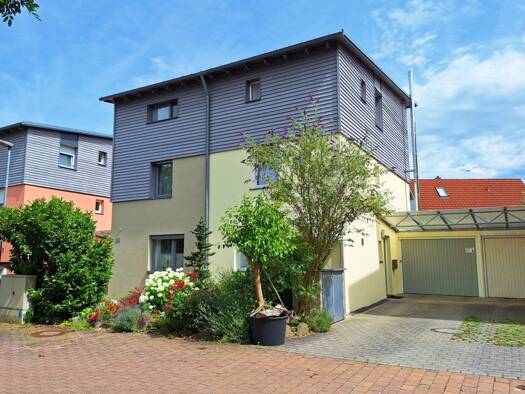 Doppelhaushälfte zum Kauf 499.000 € 4 Zimmer 107 m² 245 m² Grundstück frei ab sofort Amberg Amberg 92224