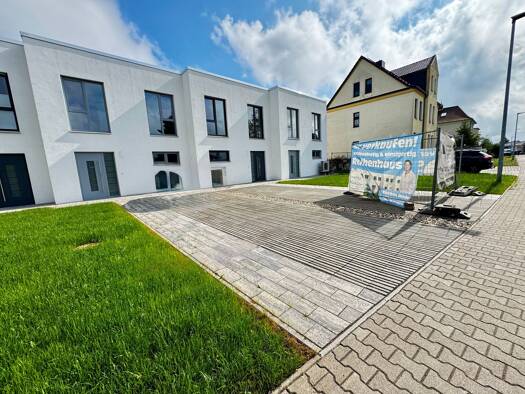 Reihenmittelhaus zur Miete - Erstbezug 1.800 € 5 Zimmer 140 m² 580 m² Grundstück frei ab sofort Biederitz Biederitz 39175