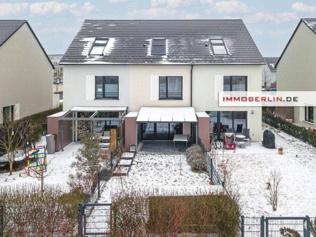 Einfamilienhaus zum Kauf 549.000 € 5 Zimmer 145 m² 330 m² Grundstück frei ab sofort Nauen 14641