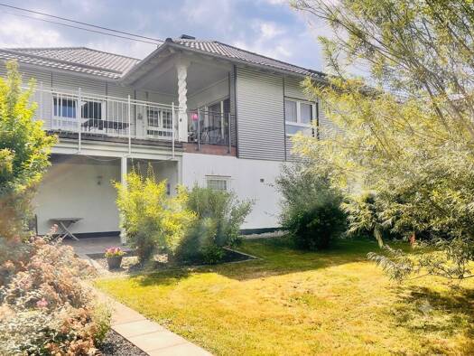 Einfamilienhaus zum Kauf 360.000 € 7 Zimmer 168 m² 986 m² Grundstück Bellingen 56459