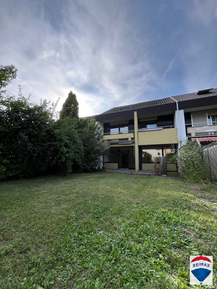 Reihenmittelhaus zum Kauf 395.000 € 5 Zimmer 134,3 m²<br/>Wohnfläche 306 m²<br/>Grundstück Sennfeld 97526