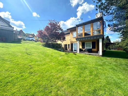 Einfamilienhaus zum Kauf 449.000 € 7,5 Zimmer 187,7 m² 2.050 m² Grundstück Weiler Königsfeld im Schwarzwald / Weiler 78126