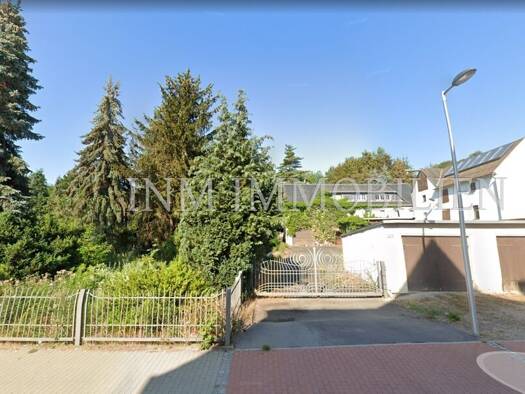 Mehrfamilienhaus zum Kauf 199.000 € 573 m² 2.400 m² Grundstück Frankenhausen Crimmitschau 08451